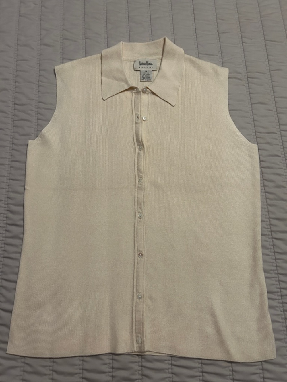 Neiman Marcus - Silk Sleeveless Knit Button Front Sweater - Size M